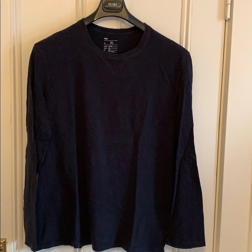 Gap long sleeve shirt